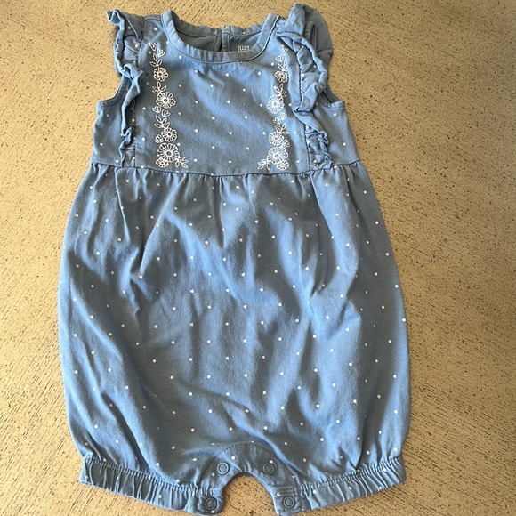 SOLD Lot Carters Summer Rompers. - Picture 7 of 7